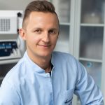 Podcast Kliniki.pl: rozmowa z Mateuszem Siwikiem o wazektomii